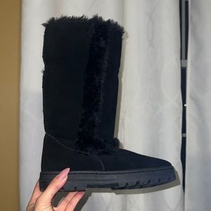 Like-new Cold-Weather Boots